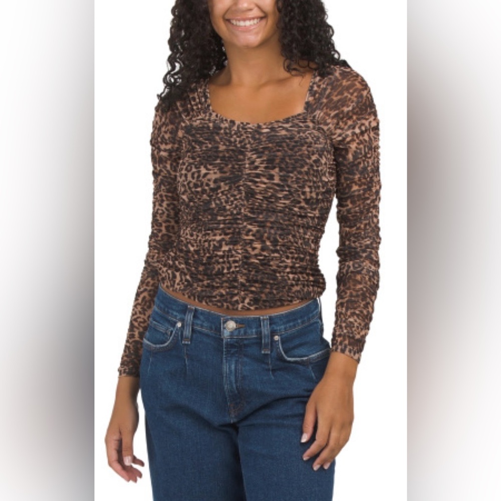 Muse Stylish Leopard Print Long Sleeve Ruched Top W/Mesh Overlay. Size S NWT